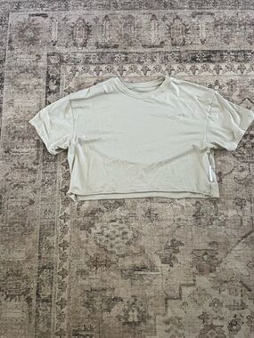 Acta tee